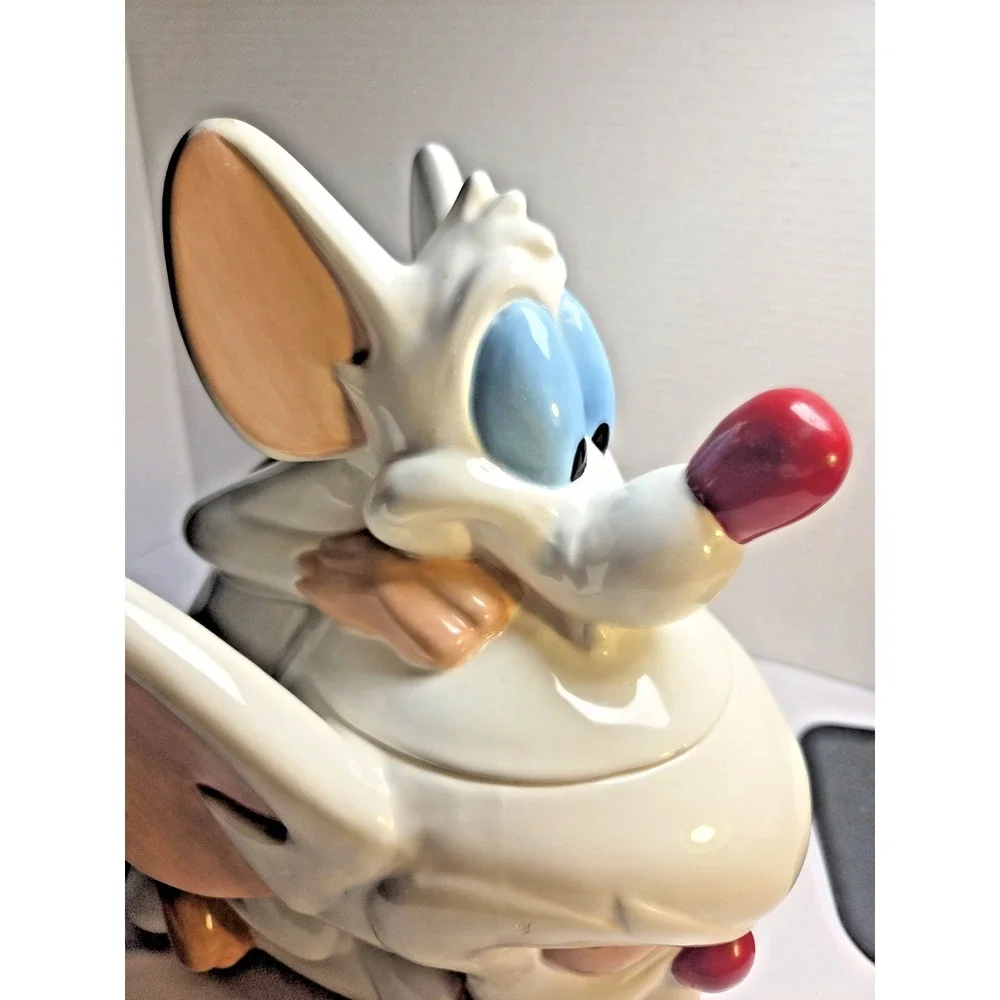 Warner Bros. Studio Store Pinky and the Brain Ceramic Cookie Jar, Lid, 1997